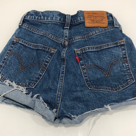Levi's Pants - Levi’s Ribcage Shorts